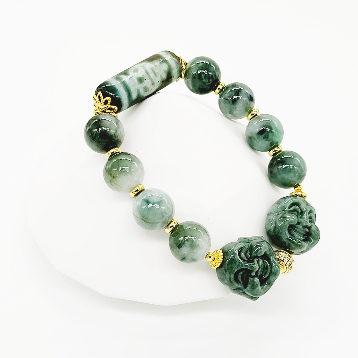 The Green Wealthy Giant