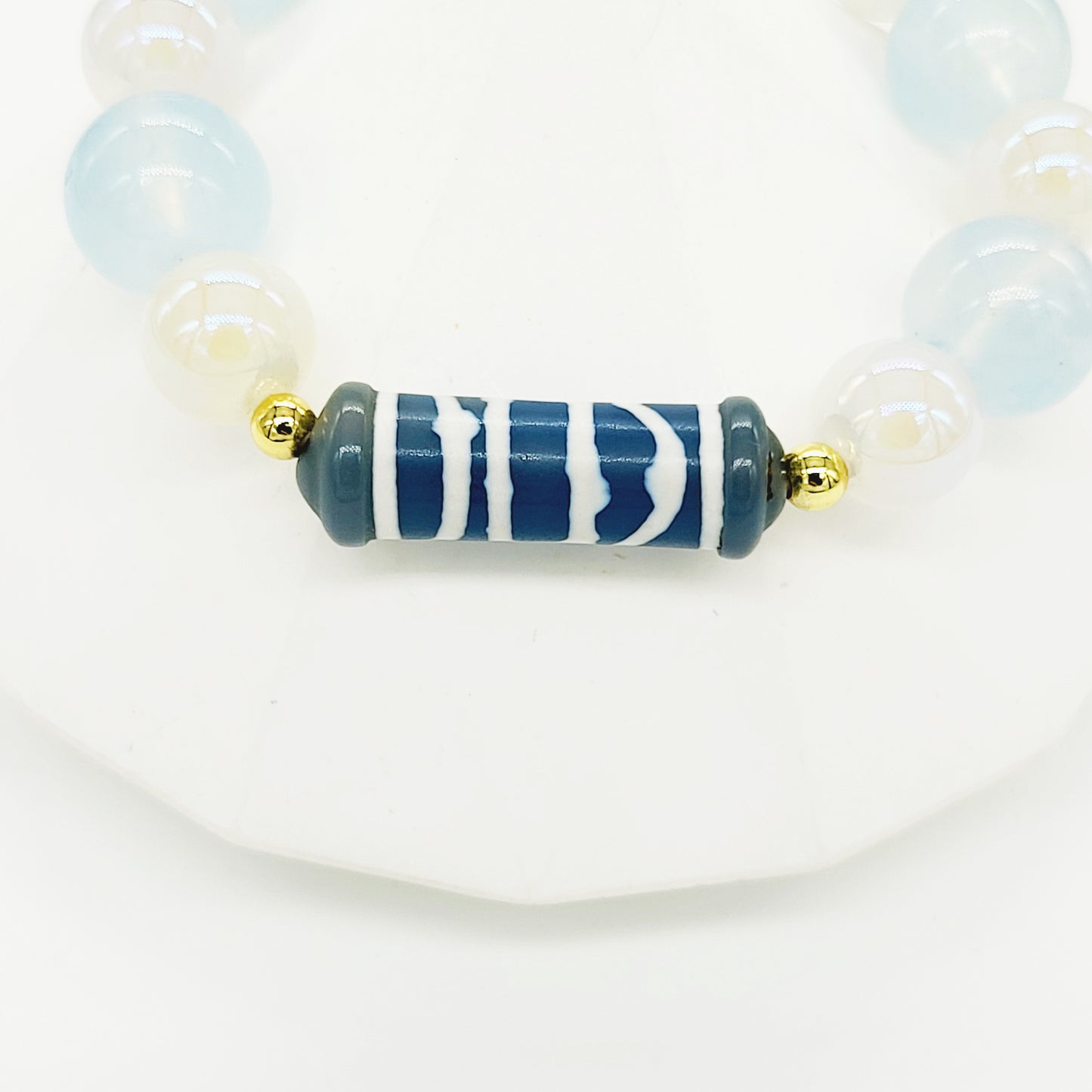 Medicine Buddha Thang-ka with Euphenic Hopeful Dzi