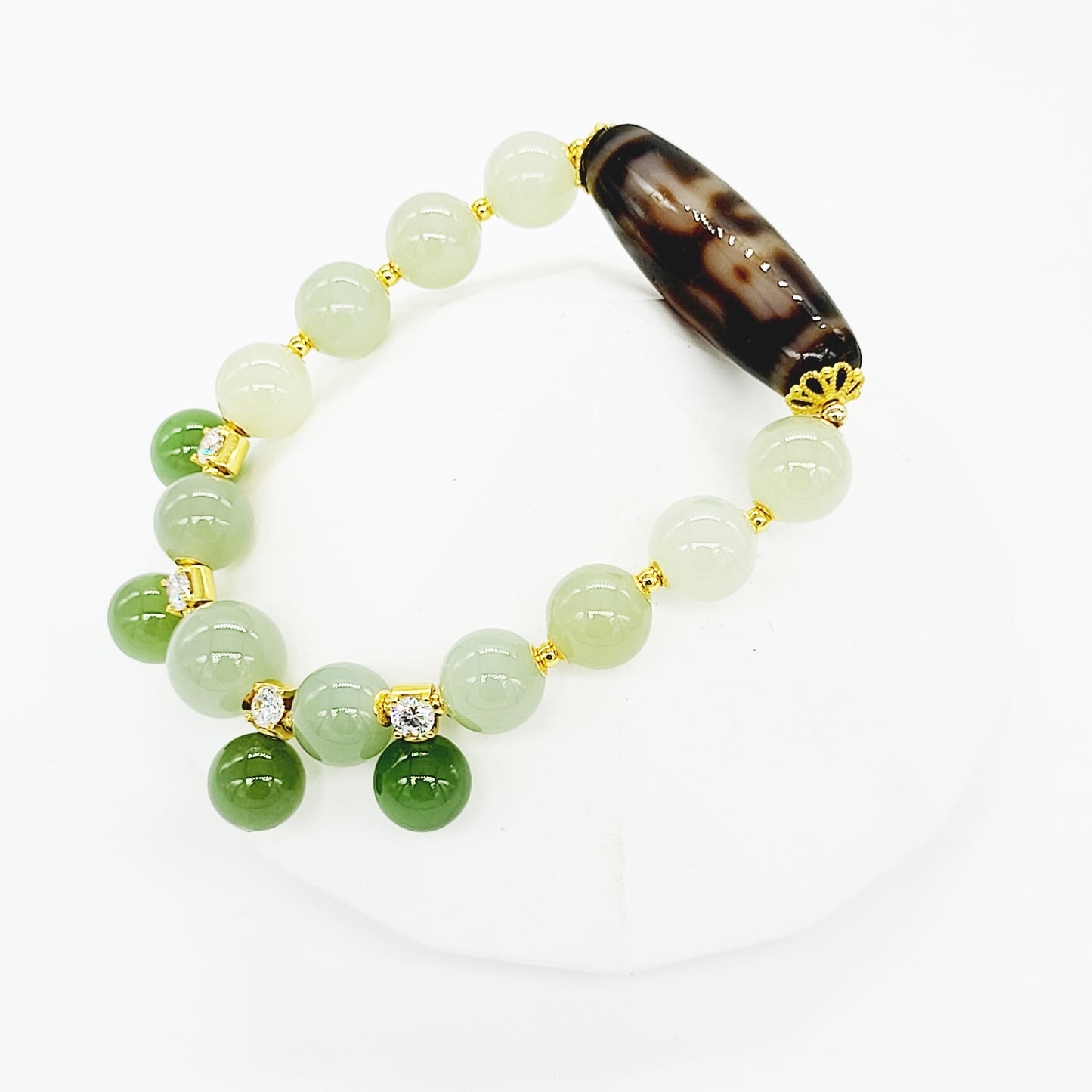 Zashi Lhamo Dzi with Hetian Jade