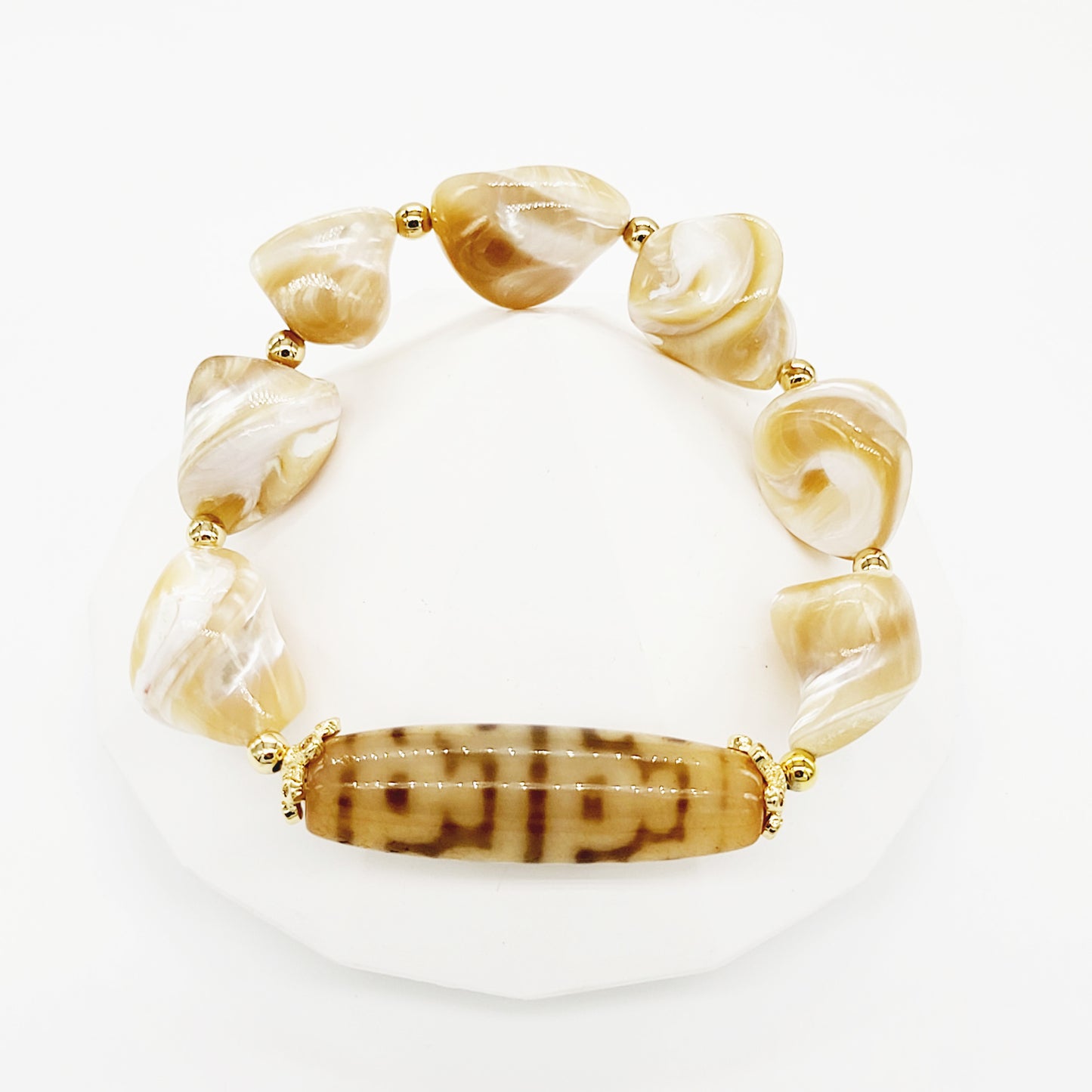 The Precious 8 Treasure Vases