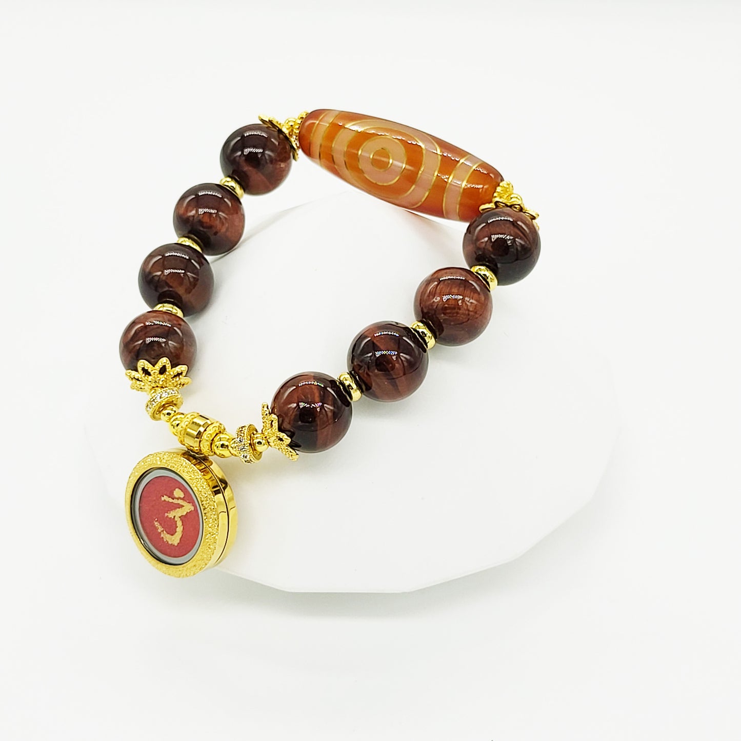 Longevity Thang-Ka with Eye within Heaven and Earth Dzi