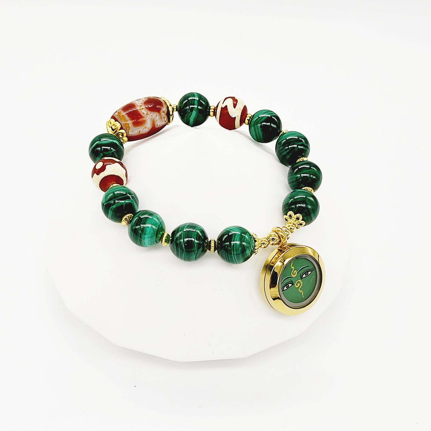 Bodhisattva Tara (Green) Thang-ka with God of Wealth Dzi