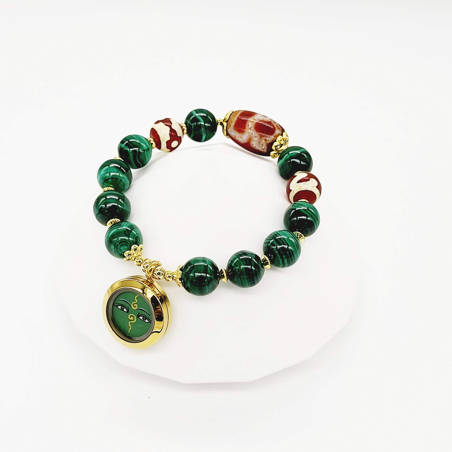 Bodhisattva Tara (Green) Thang-ka with God of Wealth Dzi