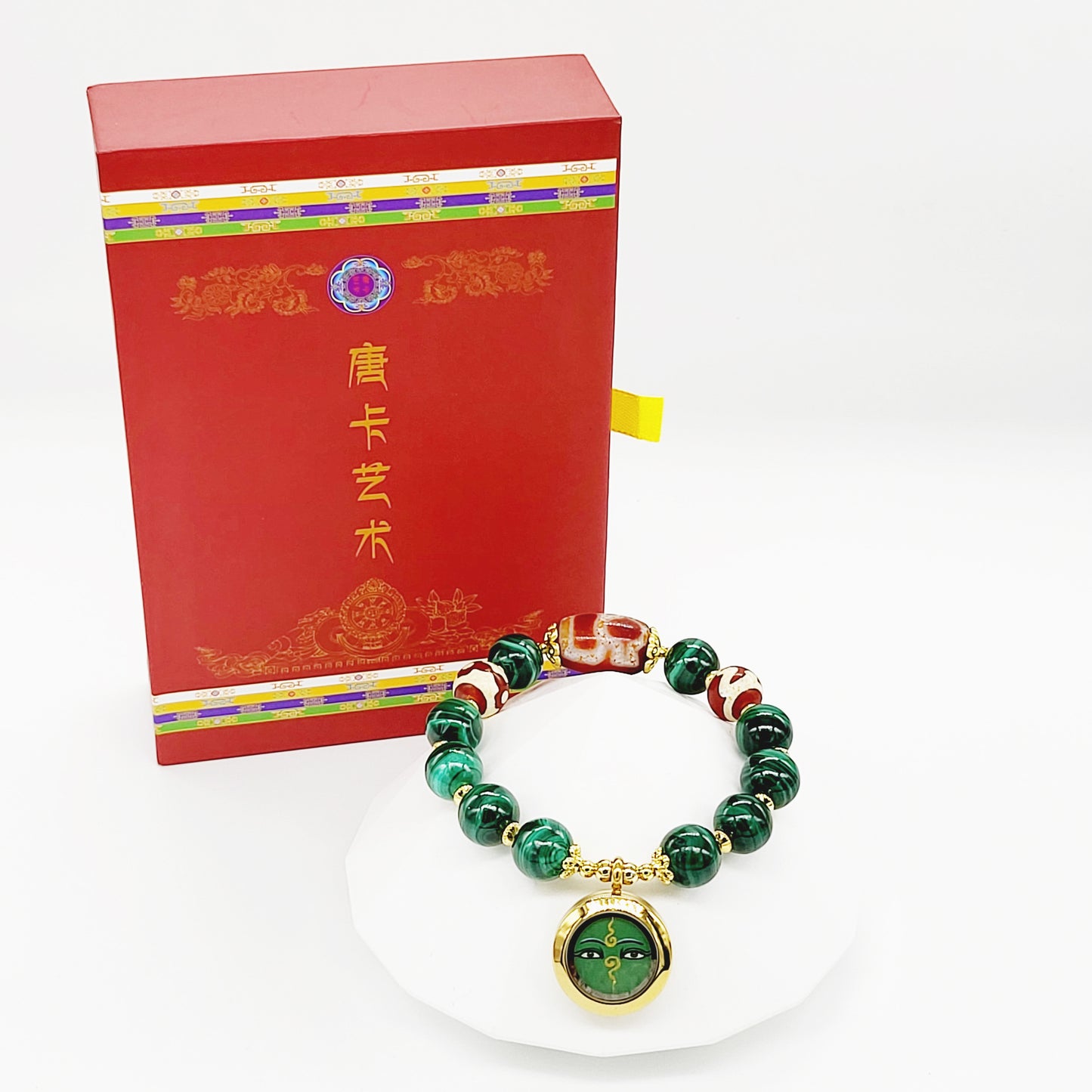 Bodhisattva Tara (Green) Thang-ka with God of Wealth Dzi